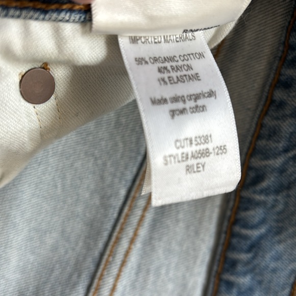 EUC Agolde Riley Jean - Picture 5 of 7